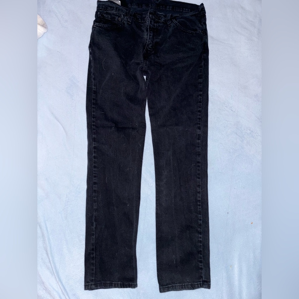 Levi’s size 33x30 black jeans